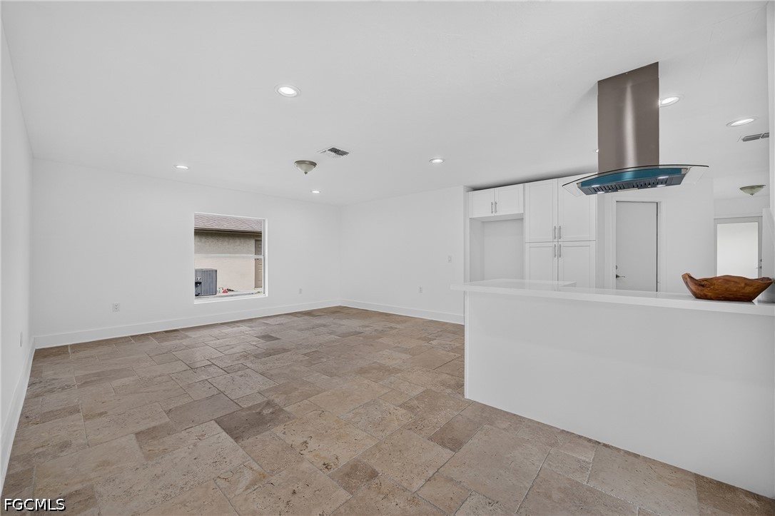 6049 Perthshire, Fort Myers, FL 33908