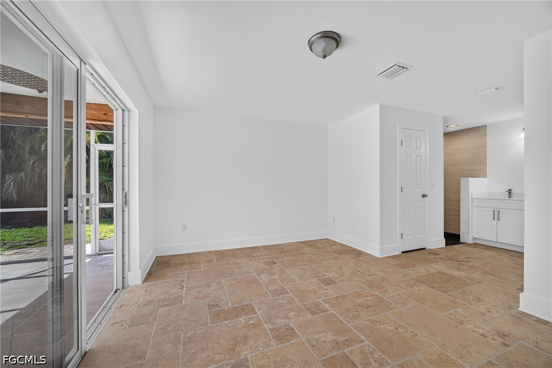 6049 Perthshire, Fort Myers, FL 33908