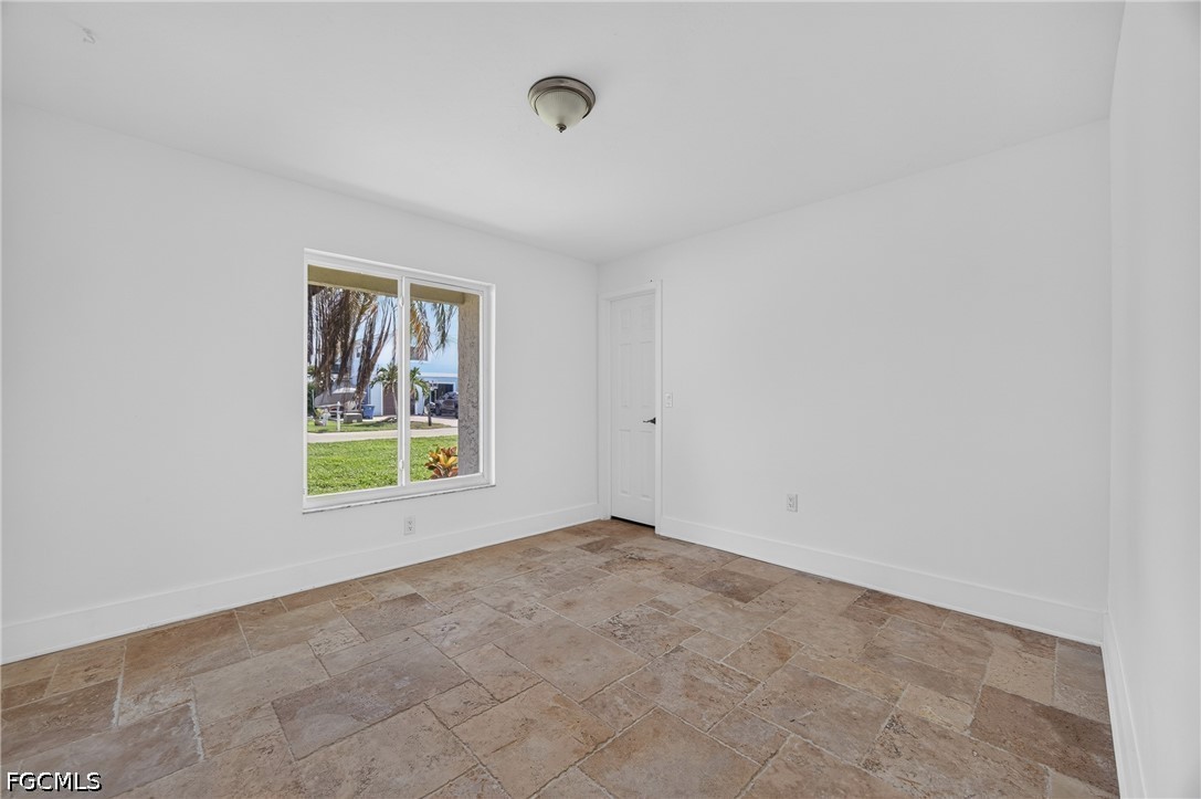 6049 Perthshire, Fort Myers, FL 33908