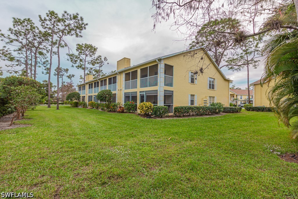 2562 Kings Lake Unit 102, Naples, FL 34112