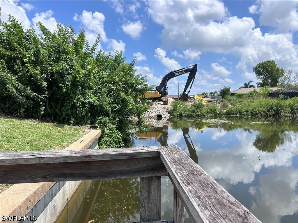111 4th, Cape Coral, FL 33990