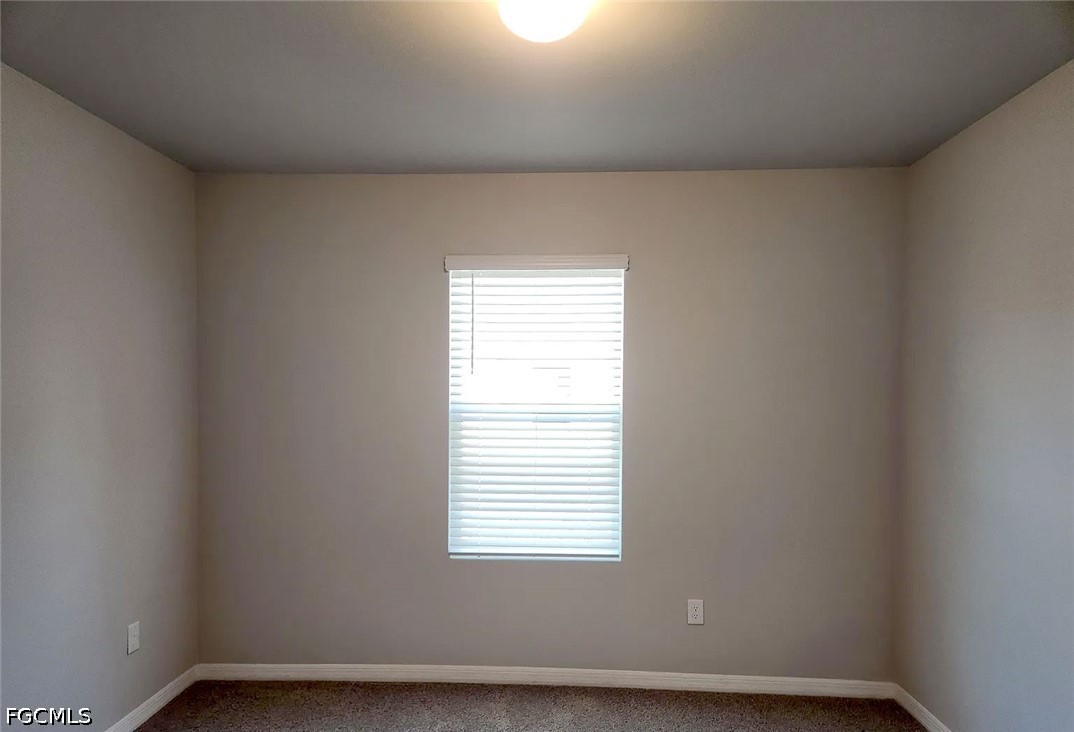 20580 Charles, Alva, FL 33920