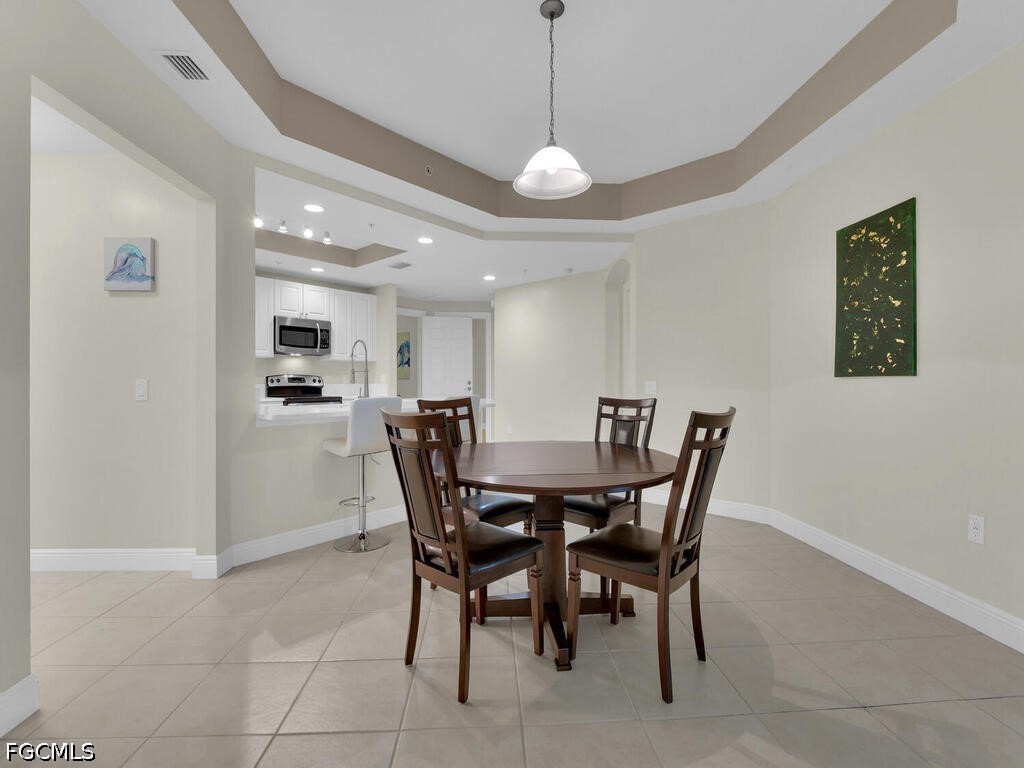 DiningArea