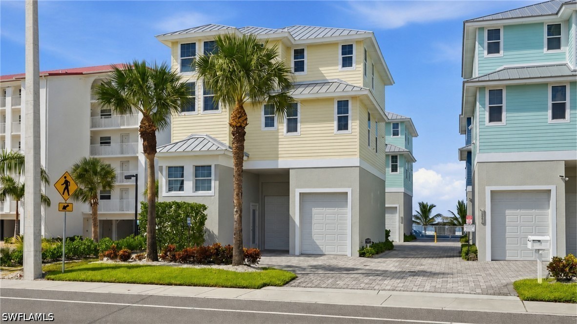 260 Key West, Fort Myers Beach, FL 33931