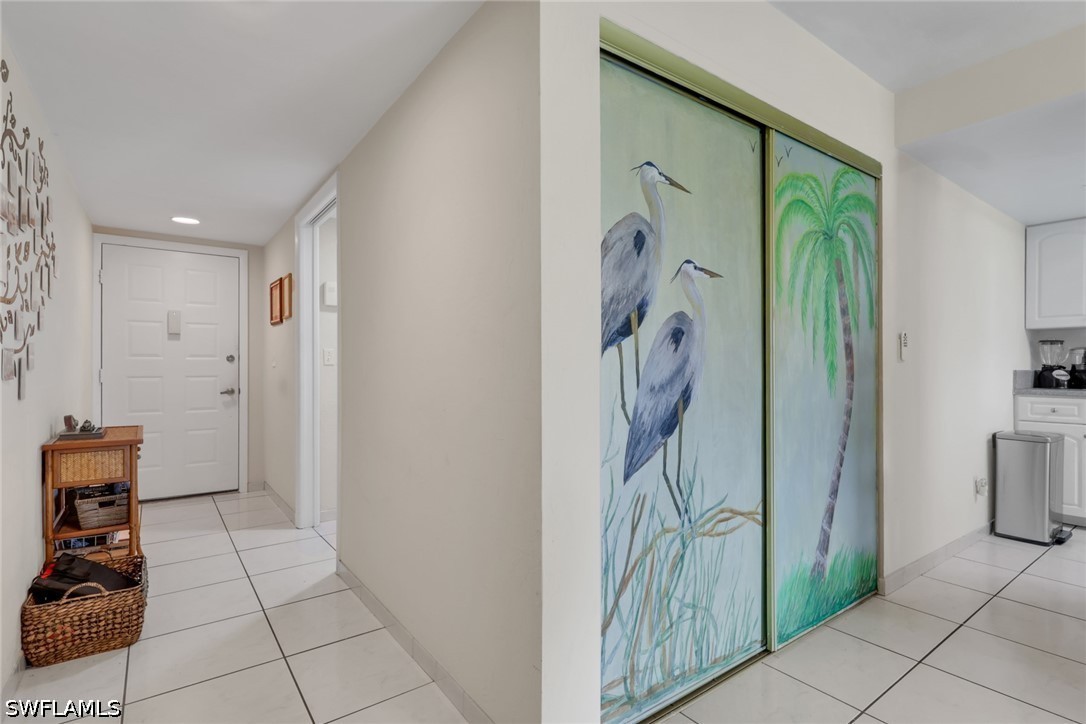 5770 Trailwinds Unit 213, Fort Myers, FL 33907