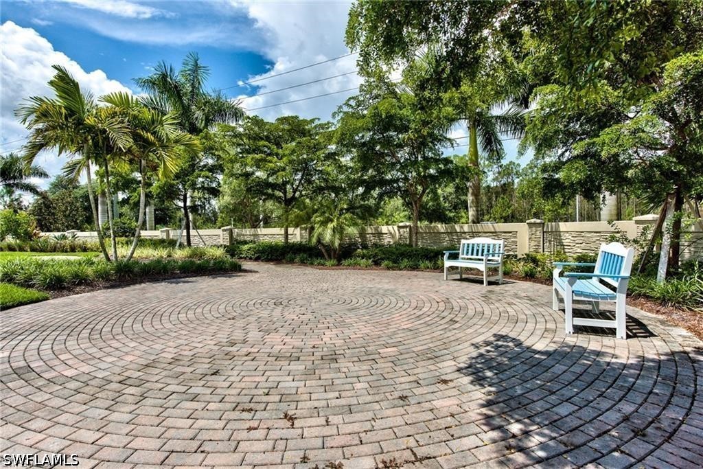 16354 Barclay, Naples, FL 34110