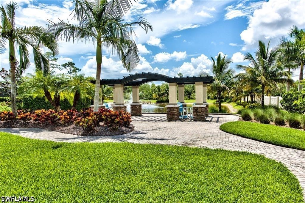 16354 Barclay, Naples, FL 34110