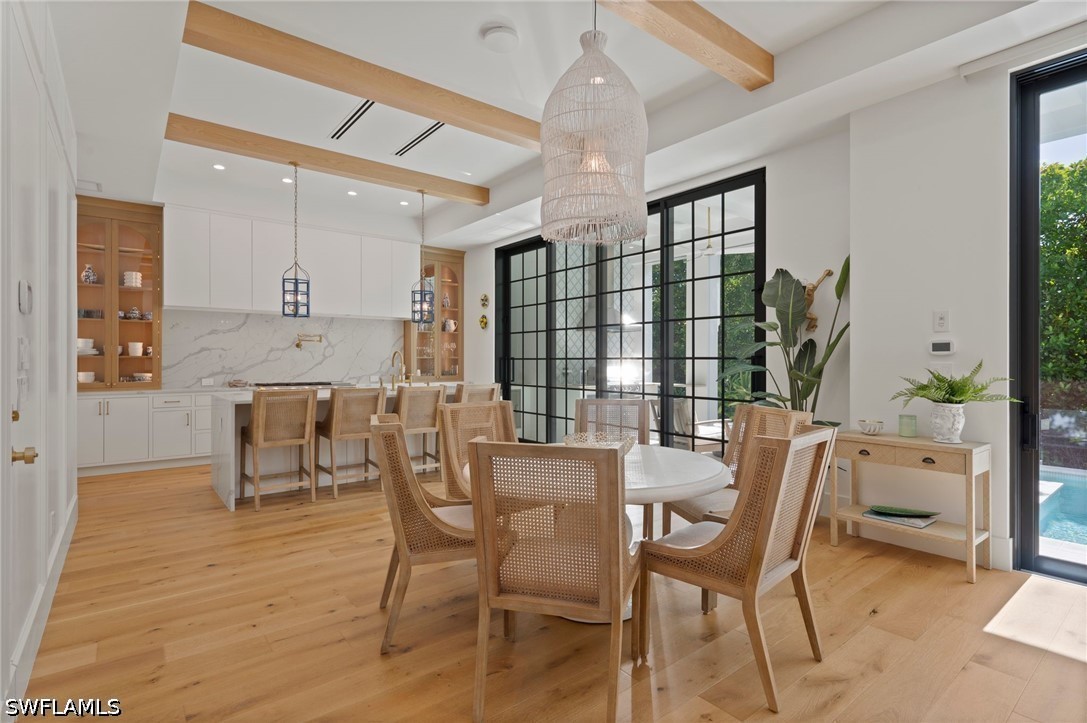 DiningArea