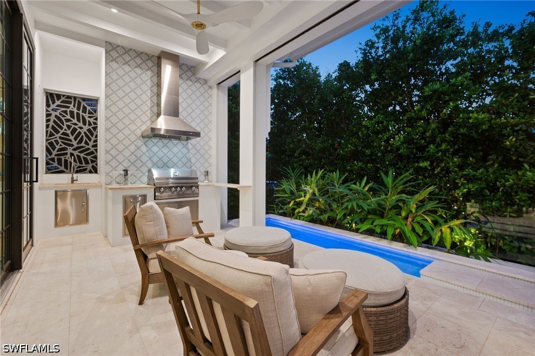 1140 8th, Naples, FL 34102
