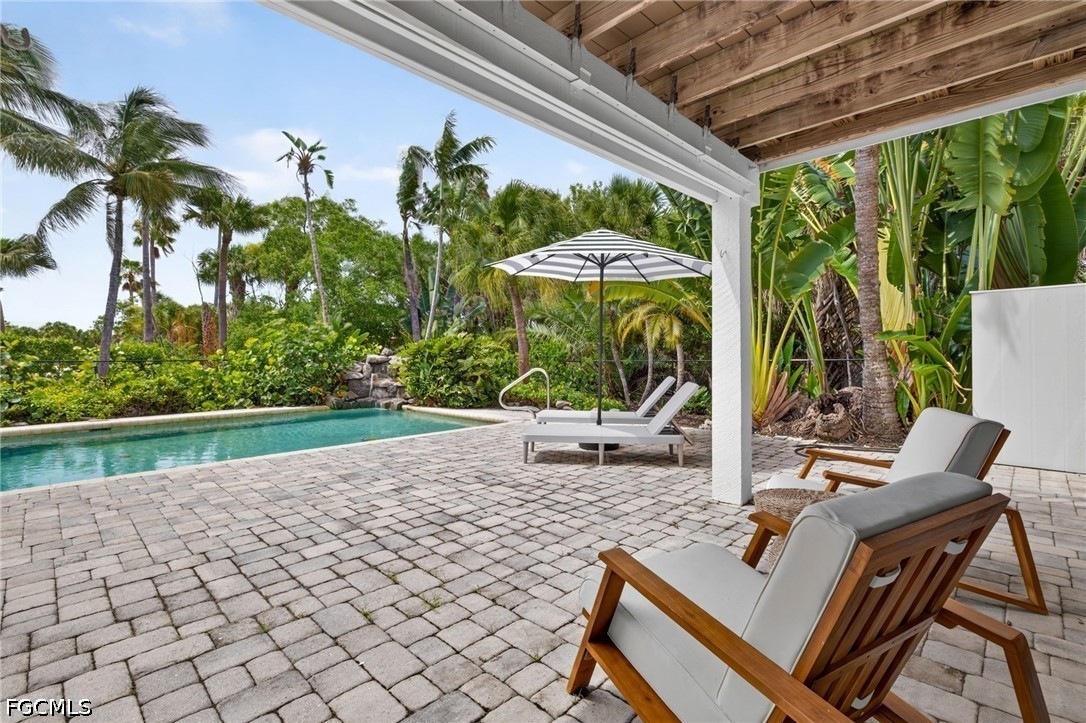 1828 Buckthorn, Sanibel, FL 33957