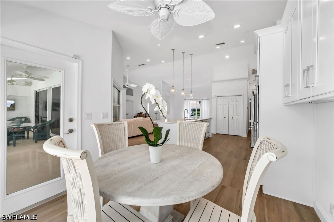 DiningArea