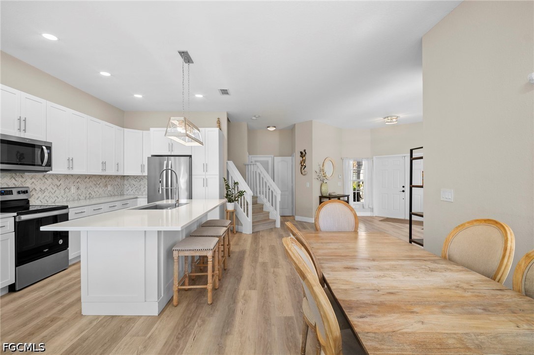 9049 spring mountain, Fort Myers, FL 33908
