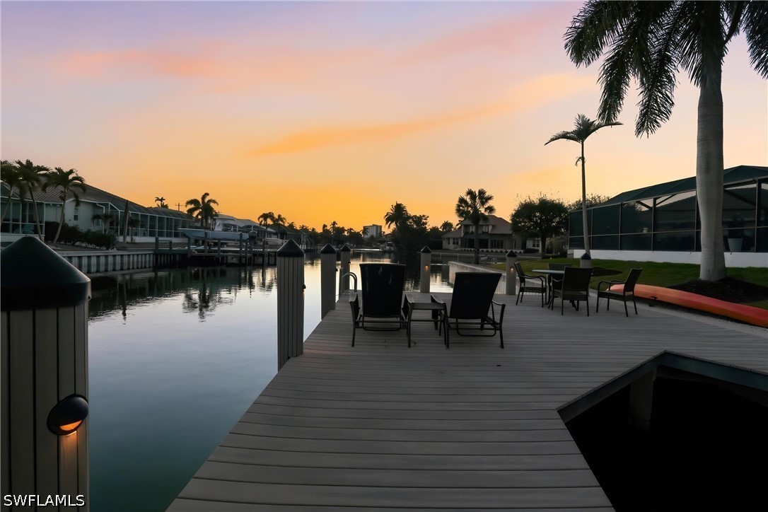 Dock