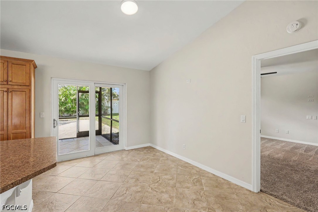 918 Gleason, Cape Coral, FL 33914