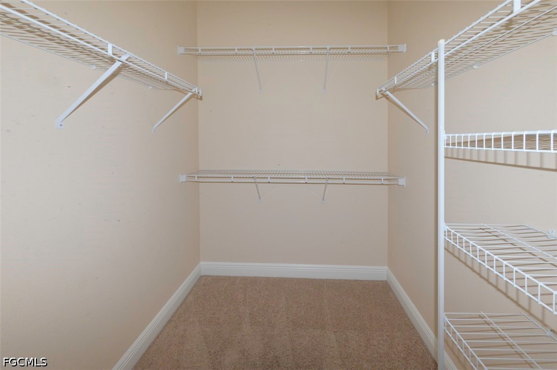 WalkInClosets