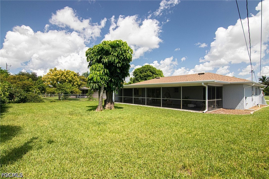 926 26th, Cape Coral, FL 33904