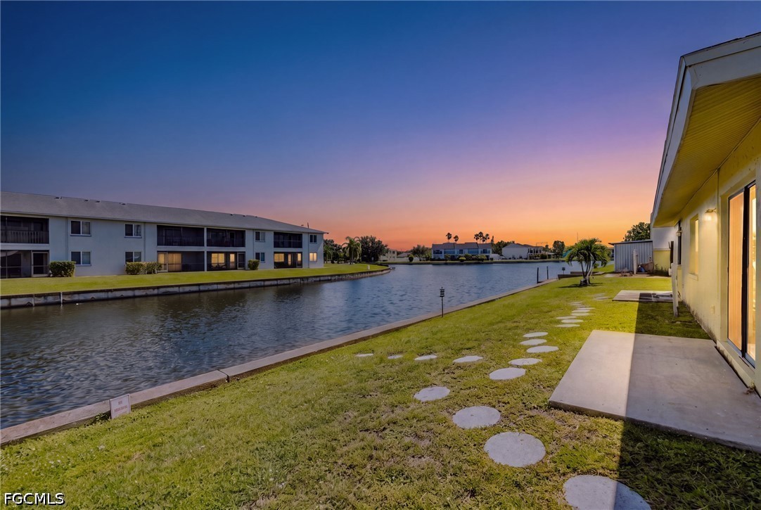 1245 8th Unit 103, Cape Coral, FL 33990