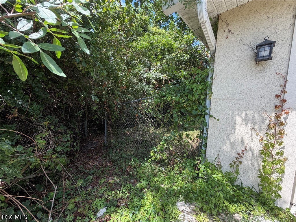 367 Peerless, Lehigh Acres, FL 33974