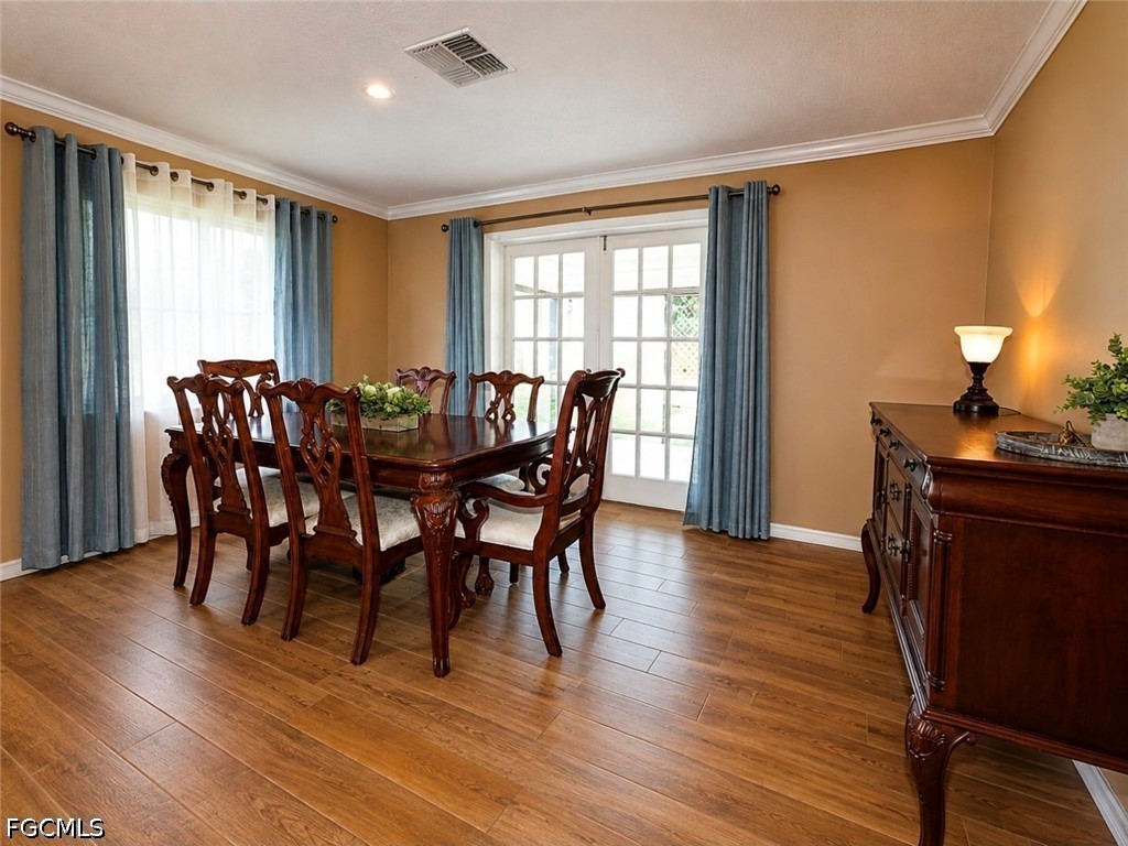 DiningArea