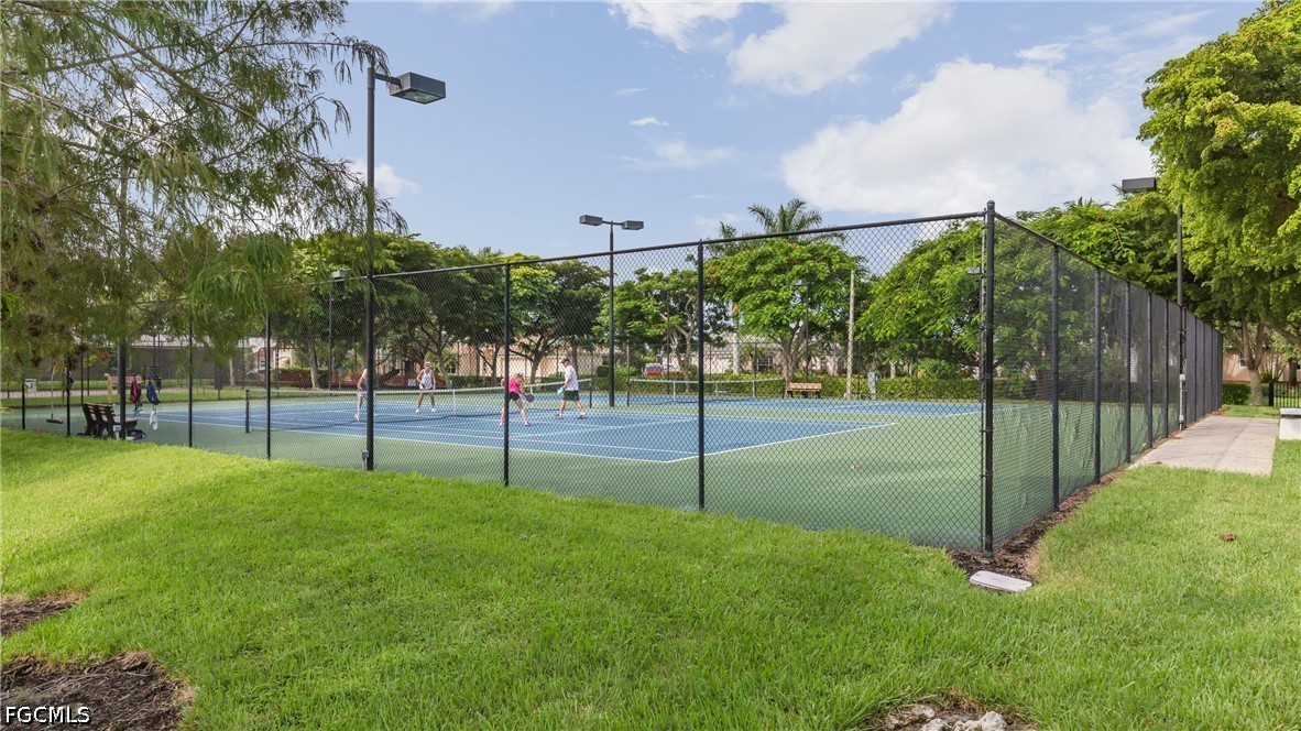TennisCourt