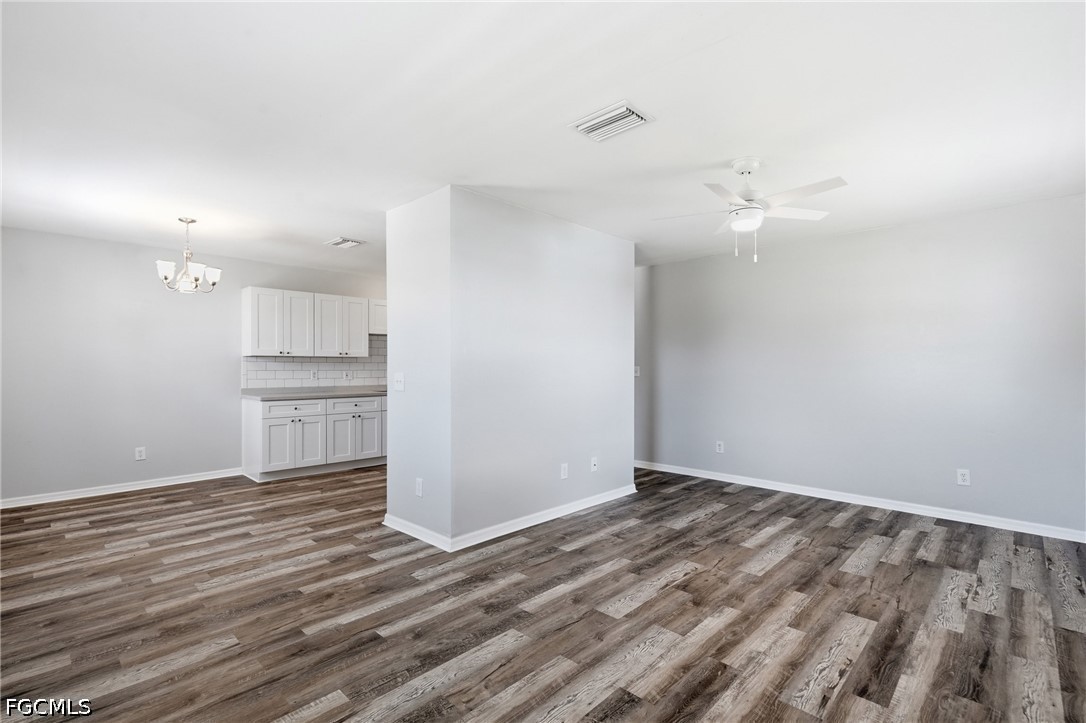 899 Ridgeway, North Fort Myers, FL 33903