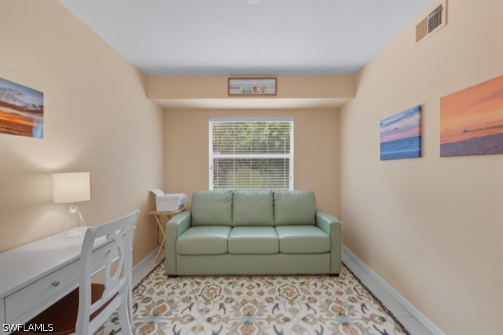 145 Robin Hood Unit 104, Naples, FL 34104