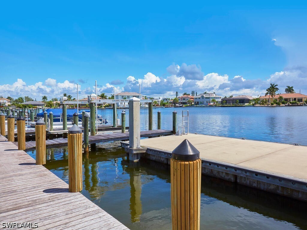 Dock