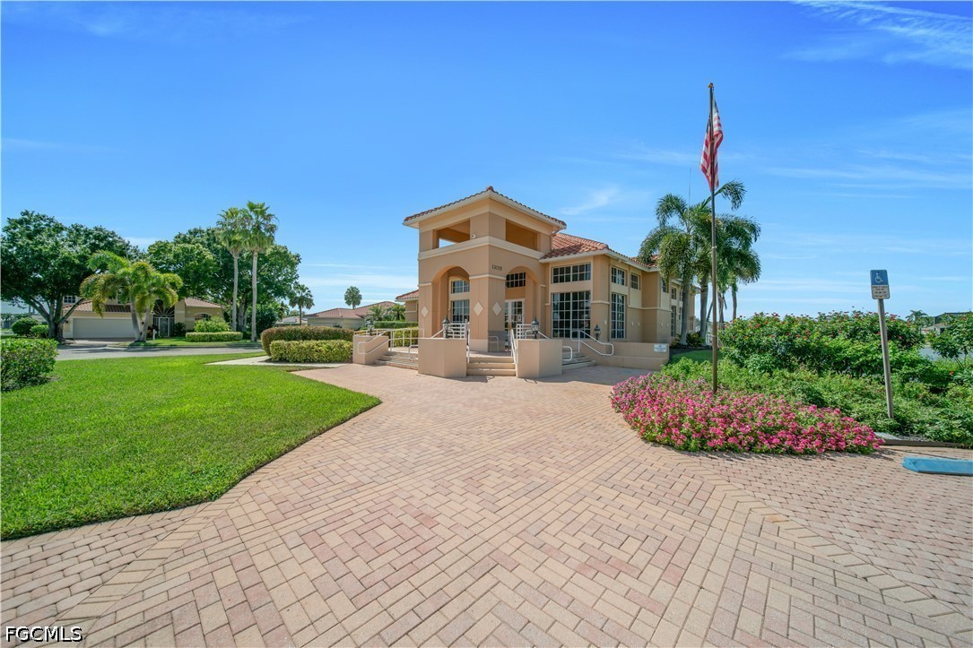 11142 Lakeland, Fort Myers, FL 33913