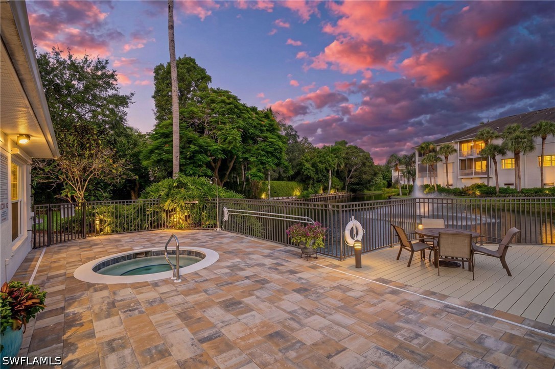700 Bentwater Unit 103, Naples, FL 34108