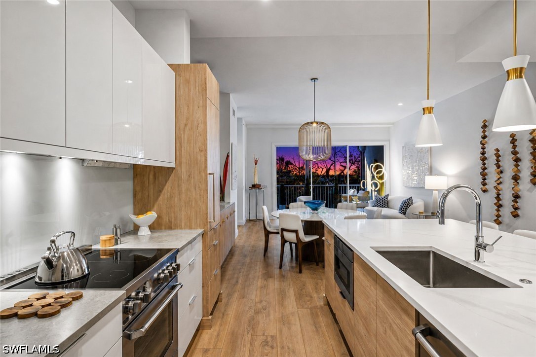 700 Bentwater Unit 103, Naples, FL 34108