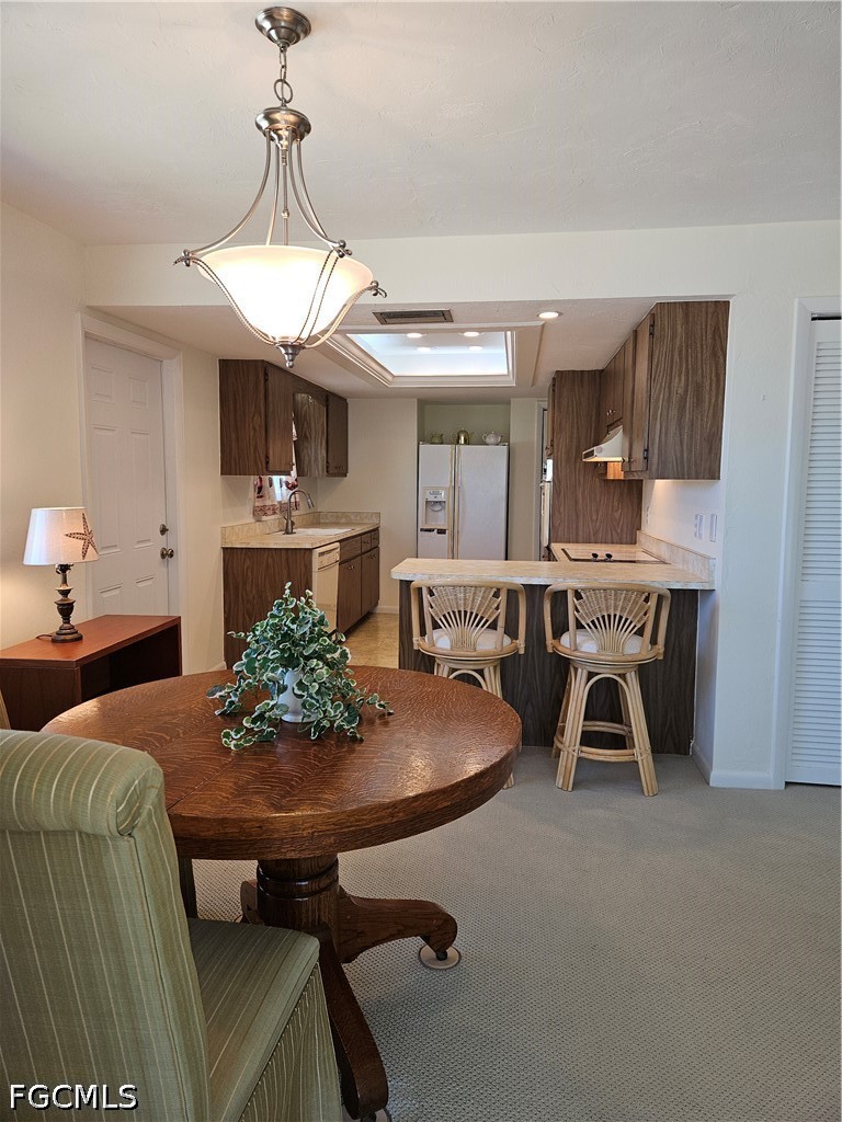 DiningArea