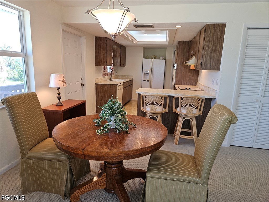 DiningArea