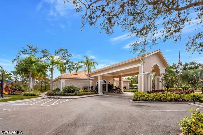 5300 Andover Unit 202, Naples, FL 34110
