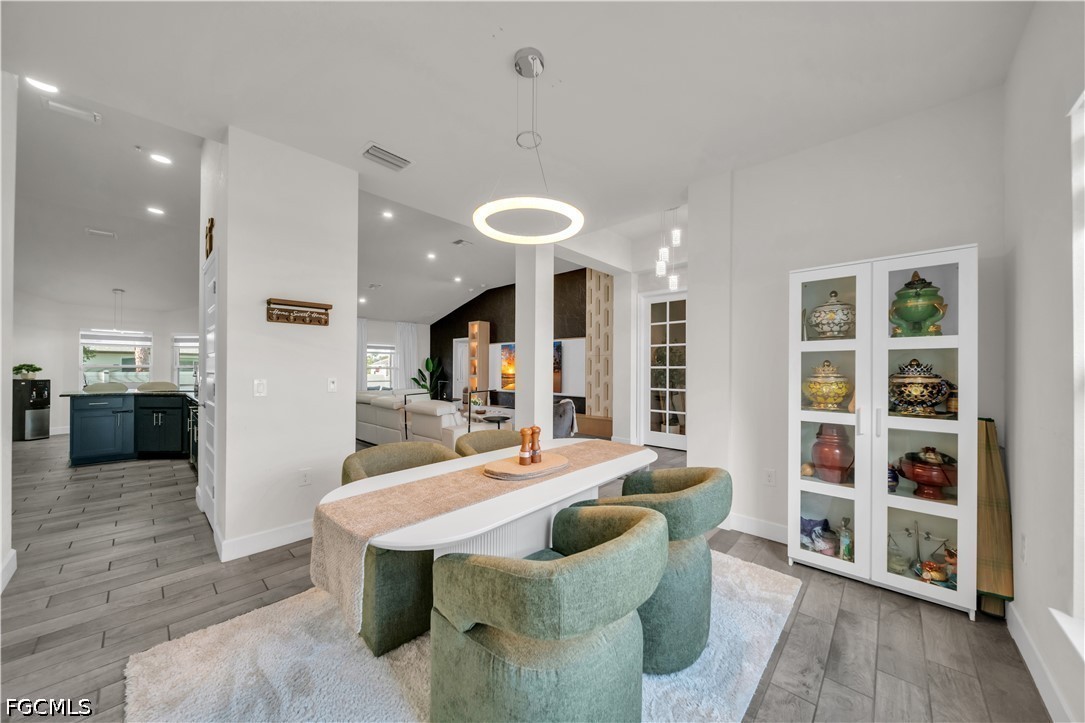 DiningArea