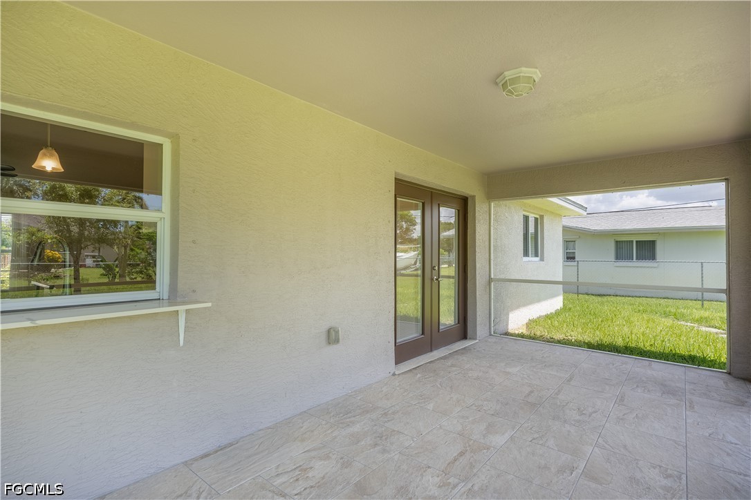 626 Retunda, Cape Coral, FL 33904