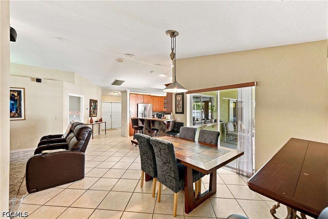 DiningArea