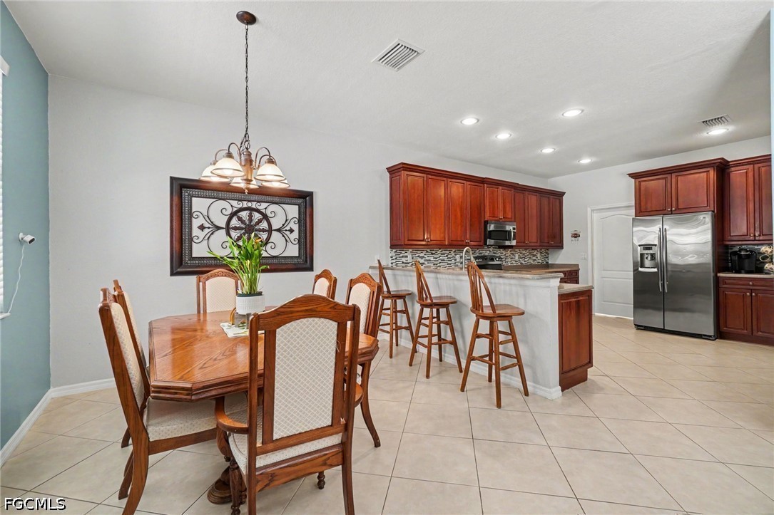 DiningArea
