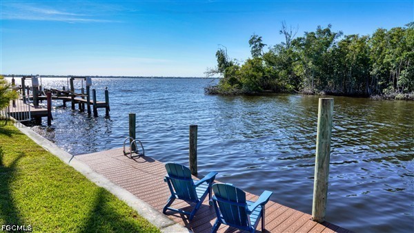 Dock