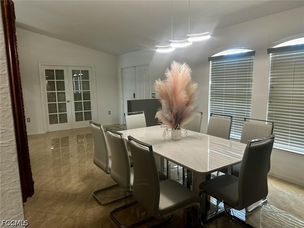 DiningArea
