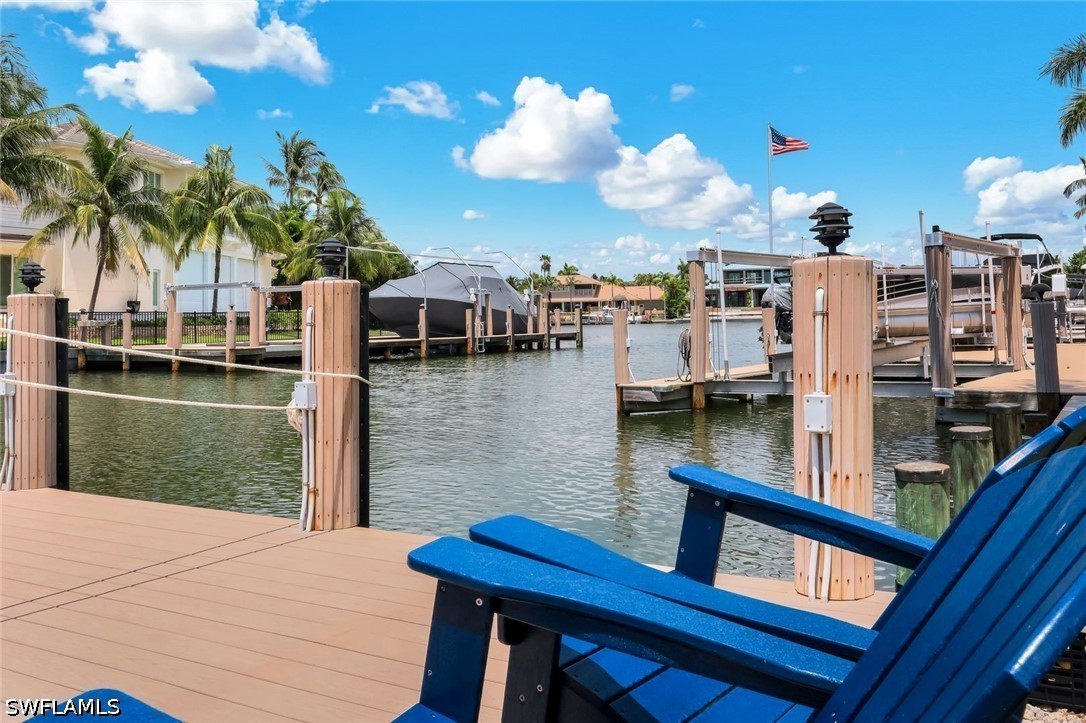 Dock