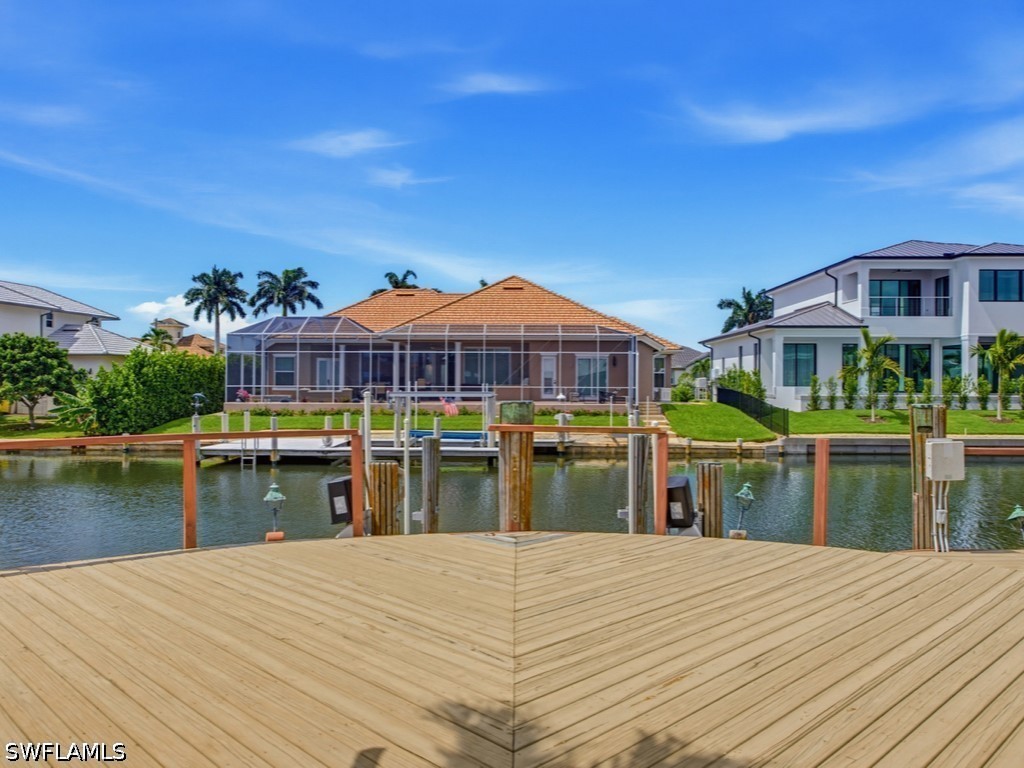 Dock