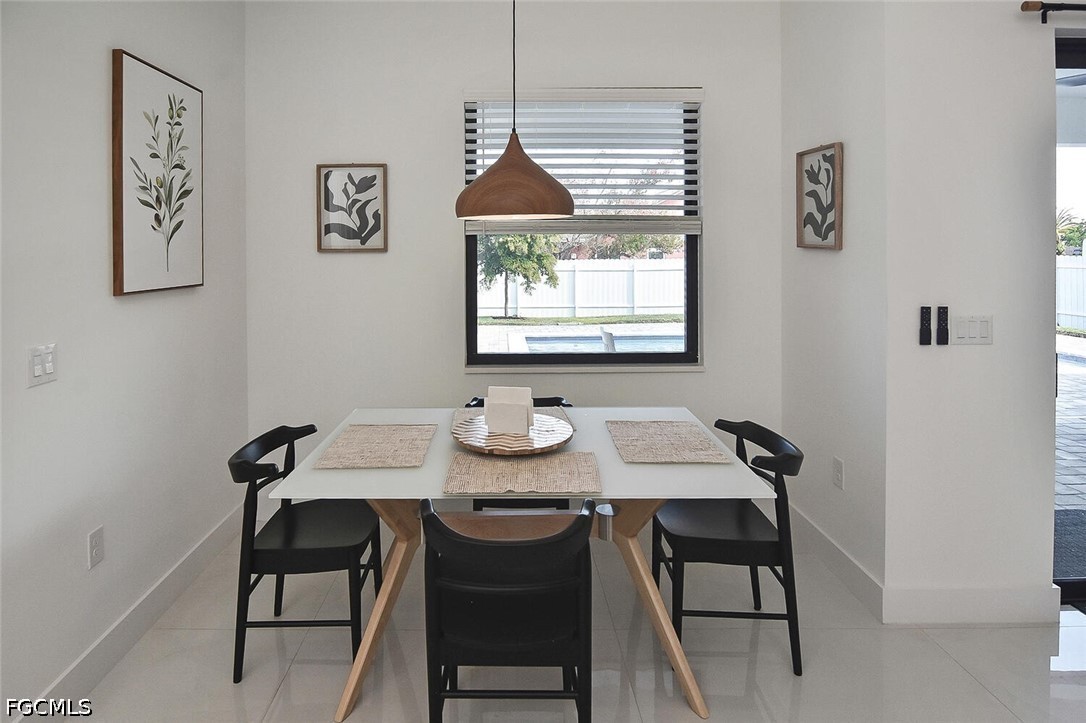 DiningArea