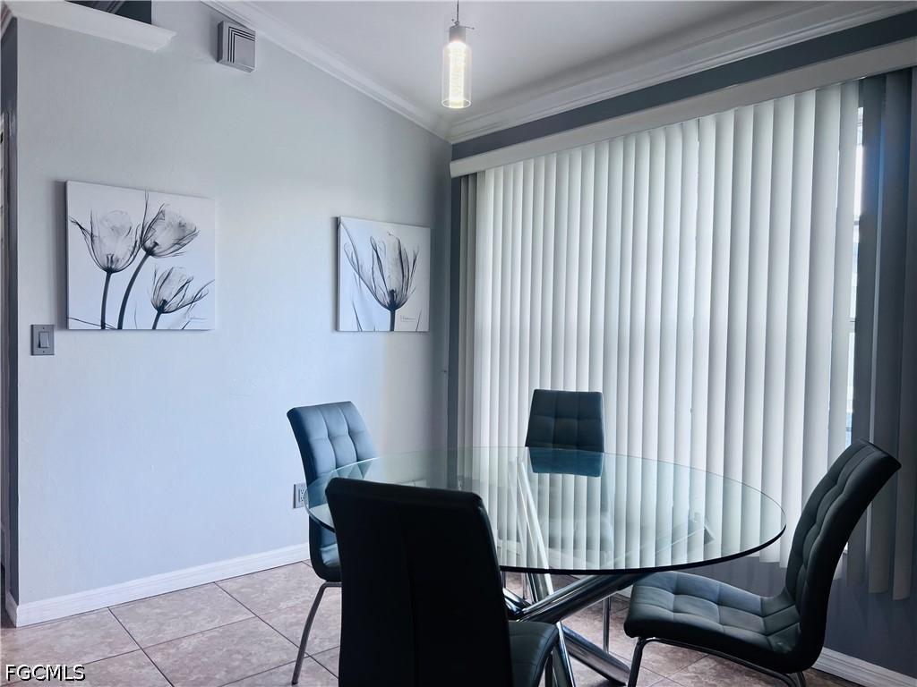 DiningArea