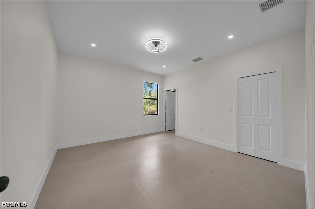 1070 Fayette, Lehigh Acres, FL 33974