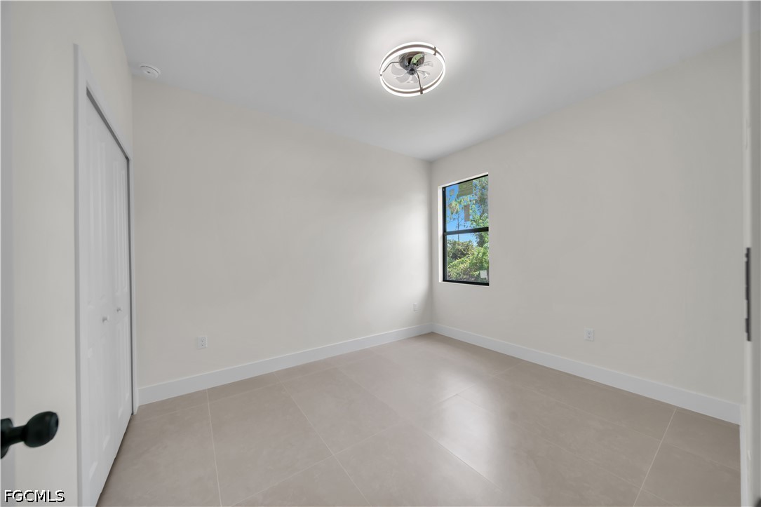 1070 Fayette, Lehigh Acres, FL 33974