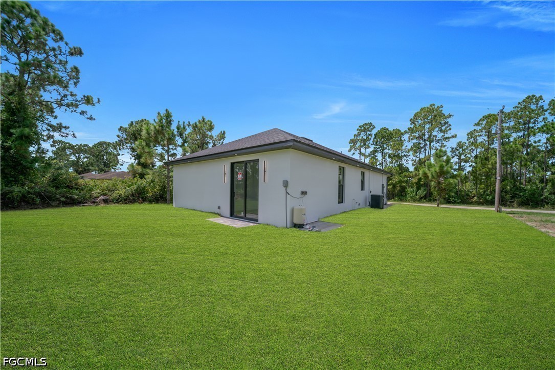 1070 Fayette, Lehigh Acres, FL 33974