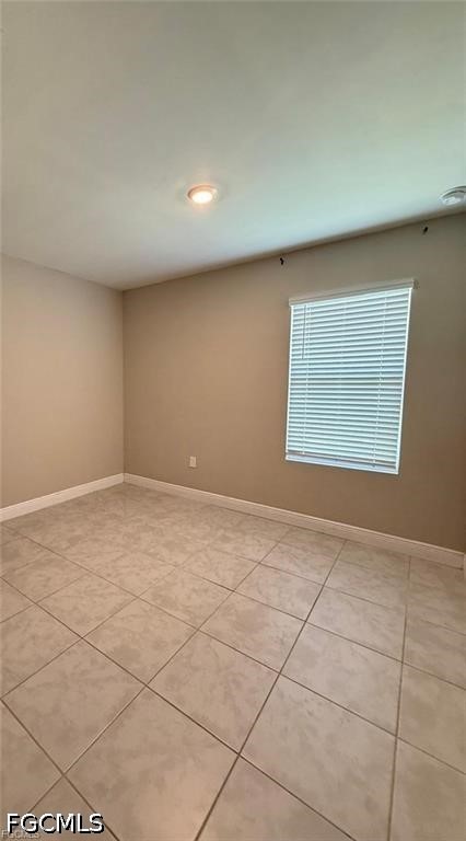 635 6th, Cape Coral, FL 33909