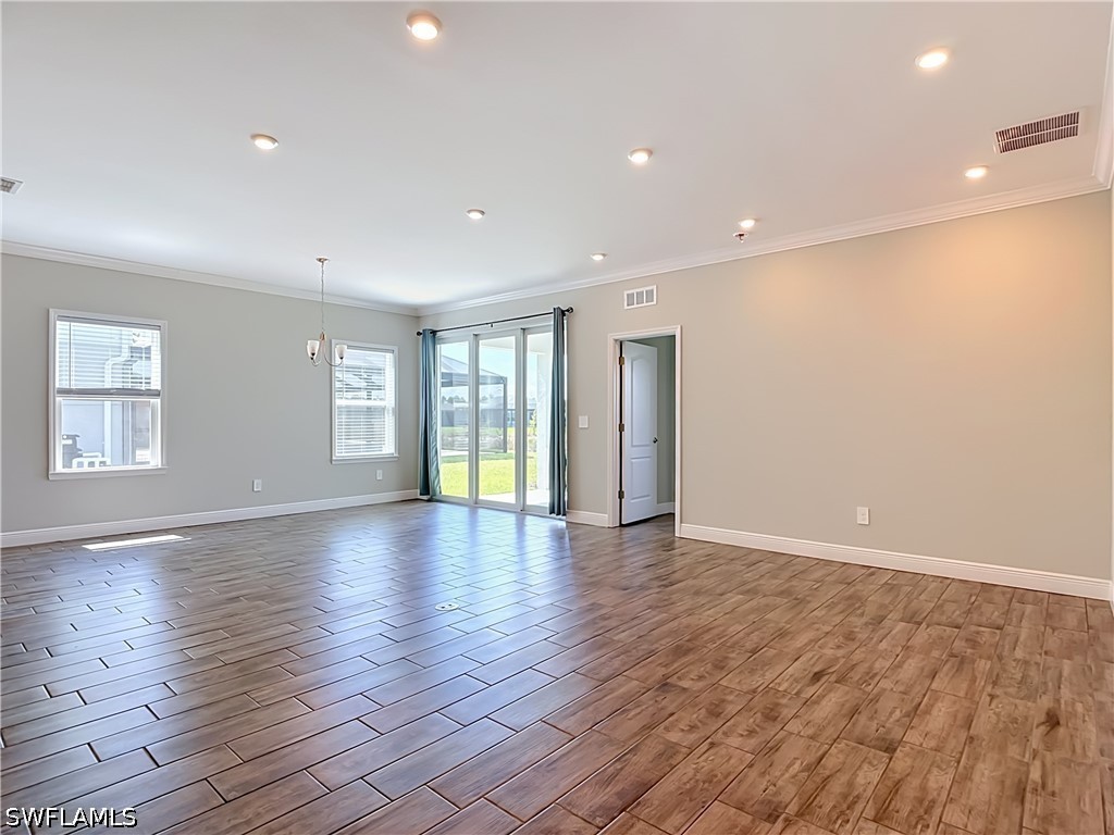 8792 Cascade Price, North Fort Myers, FL 33917
