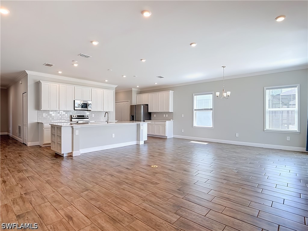 8792 Cascade Price, North Fort Myers, FL 33917