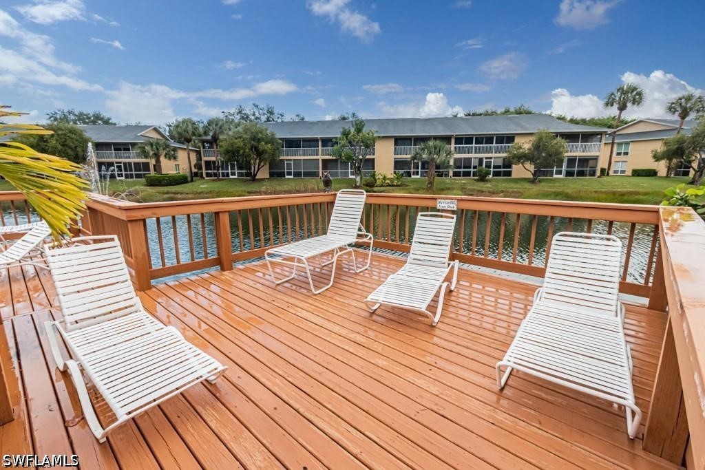 Dock